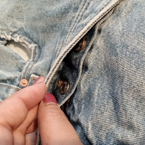 Zara Womens Busted Knees Distressed Slightly Baggie Button Fly Size 8 - Picture 6 of 11